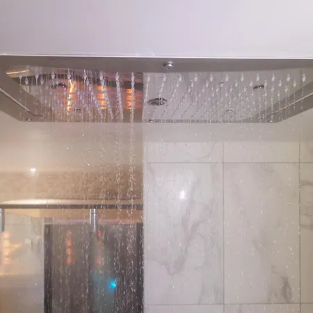 아파트 Privatif Pres De Jacuzzi Sauna